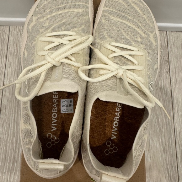 Vivo Barefoot Arctic Wolf Sneakers - Picture 8 of 10